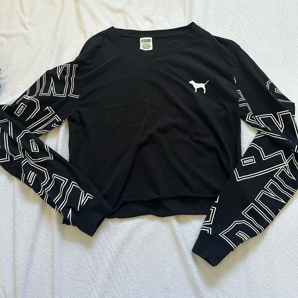 Cropped long sleeve shirt
